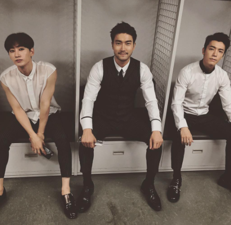 [사진]최시원 SNS, 은혁(사진 외쪽) 최시원 동해 