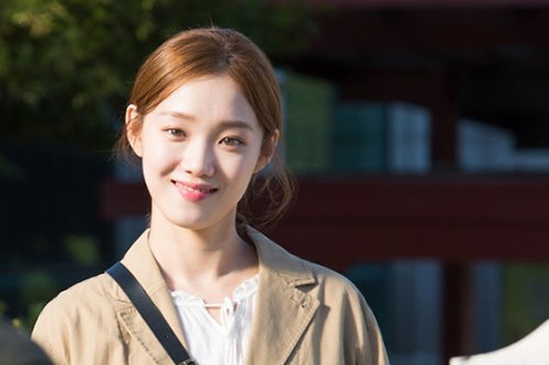 이성경