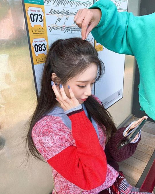 티아라 지연