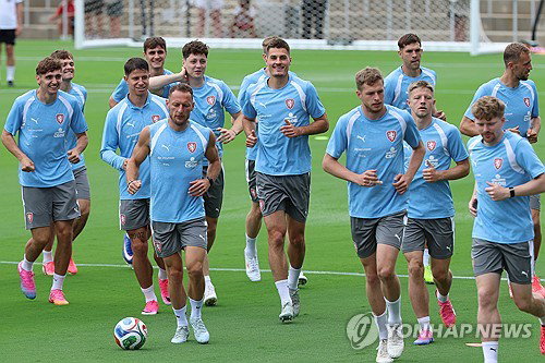 '홍명보호 첫 상대' 체코, 20년 한 풀러 텍사스 입성…'뜨거운 팬심' 폭발!