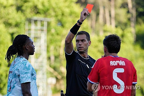 '월드컵 D-5' 포르투갈 '난투극' 충격! 호날두 대기록에도…강호들 희비 교차