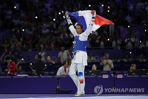 영광의 그림자: 태권도 영웅 로랭, 20개월 자격정지 '추락'!