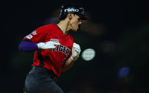 김도영, 결승포로 광주 열광! KBO 홈런왕 품다