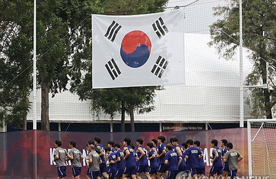 홍명보호 '5일 잔디 마법' 체코전 승리!