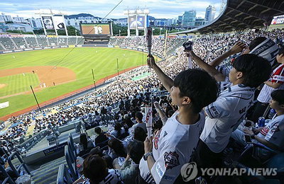 '김도영 광풍!' 3강 LG-kt-삼성, 아성 무너지나?