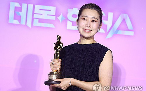 '케이팝 데몬 헌터스' 매기 강 감독, 잠실 마운드 접수 예고!