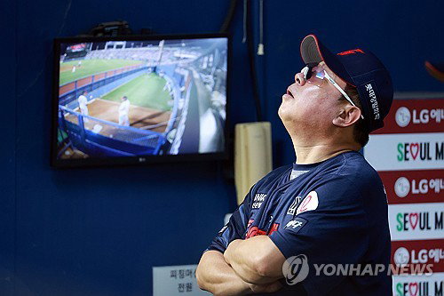 롯데, 5일 만에 투수 코치 또 바꿨다!