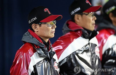 염경엽 감독, 선두 LG의 뼈아픈 후회 「번트 지시했어야…」