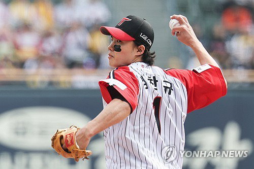 LG, '잠실 황제' 등극! 임찬규 6승-타선 폭발로 1위 굳건!