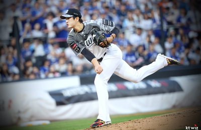 고영표 부활투, 김현수 2600안타! KT, 2위 굳건히 마법 발사!
