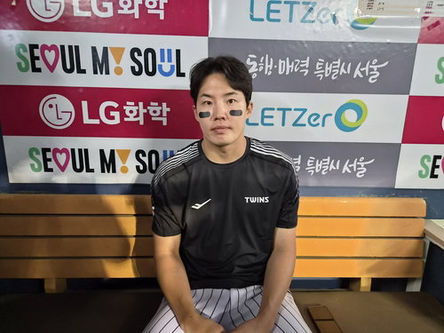 LG 임찬규, '영원한 노송' 김용수 넘어 K-탈삼진 새 역사 쓰다!