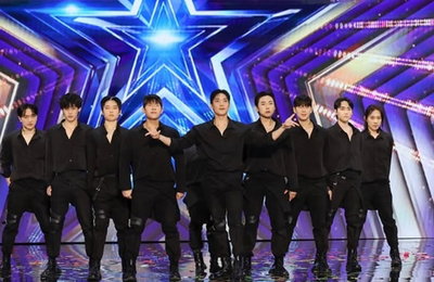 'K-매직 신화' 헌드레드 핑거스, 'AGT' 골든 버저로 준준결승 직행!