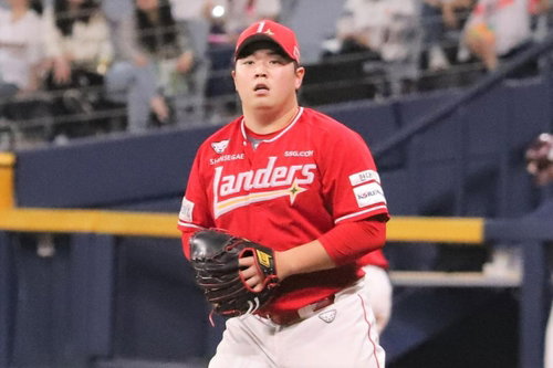 대구 밤하늘 수놓은 최정 홈런! 8위 SSG, 불펜 총동원 승리 드라마