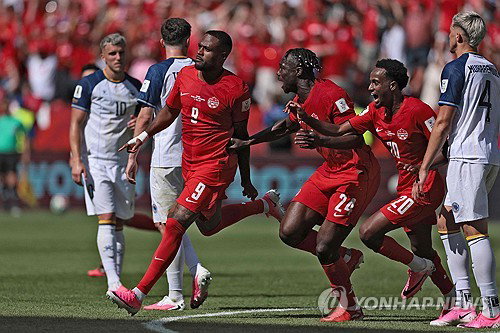 '충격' 래린의 극장골! 캐나다, 안방 개막전 1-1 진땀 무승부