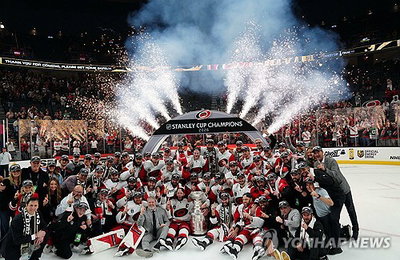20년 기다렸다! 캐롤라이나, 스탈 MVP 앞세워 NHL 왕좌 재탈환