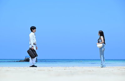 아누쉬카 센, 14억 홀릴 '제주 올래' 촬영 완료! 글로벌 시선 집중