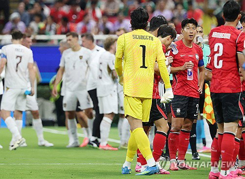 ‘수분 보충’의 배신! 2026 월드컵, FIFA ‘돈잔치’에 팬심 폭발
