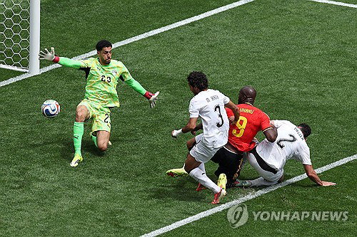 벨기에, '아프리카 제왕' 이집트 돌풍에 휘청…'자책골' 굴욕 무승부