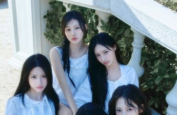 리센느·싸이커스 날개 달았다! K팝 중소돌, 연 최대 3억 지원으로 글로벌 쾌속 질주 예고!
