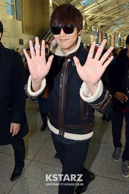 이민호 중국 패션 어원즈 시상식 참석차 상하이로 출국