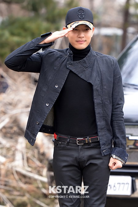 세븐,현역입대“나이는 많지만 열심히 생활해보겠다”고 각오를 밝혀