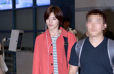 14일 오후 그룹 인피니트(성종,호야,엘,우현,동우,성규,성열)가 일본 프로야구 개막식에 초청받아 공연을 마치고 인천국제공항을 통해 입국