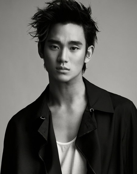 김수현, 6월 日서 공식 팬클럽 창단 팬미팅 개최