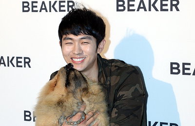 임슬옹, 3일 오후 서울 강남구 청담동에서 열린 비이커 프래그십 오픈 행사 참석 