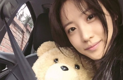 수현, 선물 받은 인형 인증 "드라이브 하자"