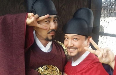 정웅인·차승원, 러블리 꽃 중년의 대반란…