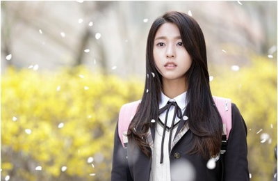[오렌지 마말레이드]설현, 벚꽃비 속 청순 여신 미모 뽐내