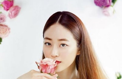 배우 김효진, 순백의 청순미…눈부신 꽃미모