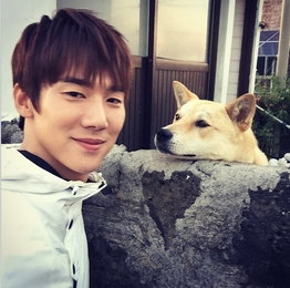 유연석, 개 마음도 훔친 훈남의 매력...