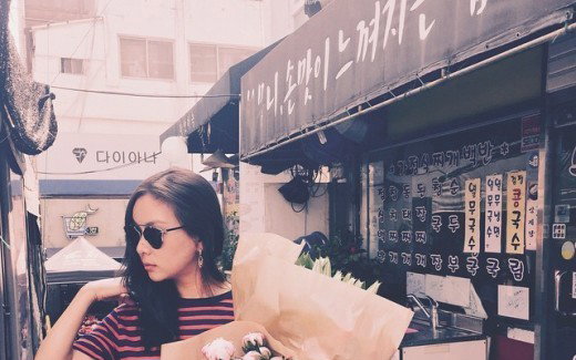 고소영, 화보 같은 일상…"꽃보다 아름다운 미모"