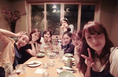 레인보우, 즐거운 저녁 만찬 공개"유후 먹자먹자"