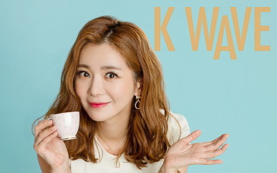 장서희, 자선 화보 촬영 '동안 미모의 정석'