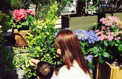 소유진, 아들 용희 군과 단란한 일상 '노란색 골라따기'