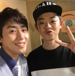 홍진호, 김동현과 다정샷 "MC그리! 어른이네"