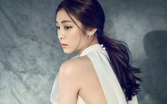 ‘피겨 여왕’ 김연아 등 점까지 보이는 미공개 컷,“여신 자태”