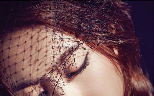 박보영, 성숙한 팜므파탈…"시크 올블랙 룩"