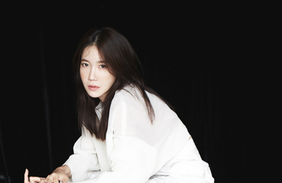 배우 이지아, '복근사진' 무단 사용 의사에 패소