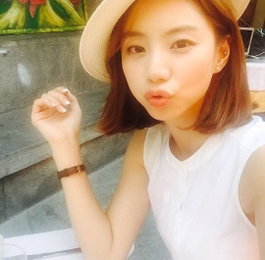 박수진, 귀요미 예비신부…"욘사마, 애교에 반했지?"
