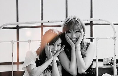 황신혜·이진이, 행복한 일상…"자매같은 모녀"