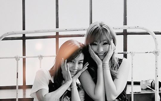 황신혜·이진이, 행복한 일상…"자매같은 모녀"