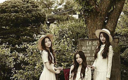 러블리즈, 몽환적인 여름 소녀의 패션