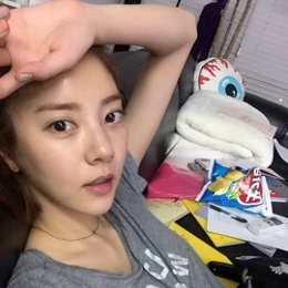 손담비, 돋보이는 청순미 "민낯도 예뻐~"