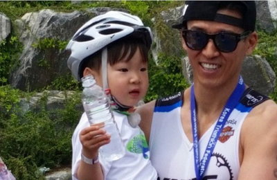 션, 송대한과 다정한 투샷 '훈훈한 미소'