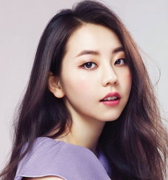 "소녀에서 완벽 변신"…안소희, 숙녀의 성숙미
