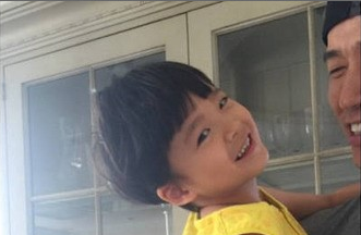 션 "셋째 하율 생일선물로 매년 365만원 기부" 고백