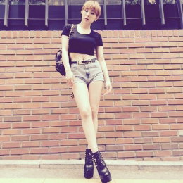 서인영, 비율 깡패 등극…"최강 몸매" 뽐내